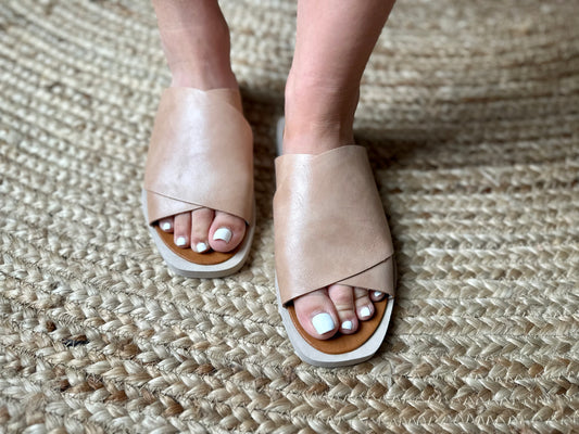 SHILOH SANDALS