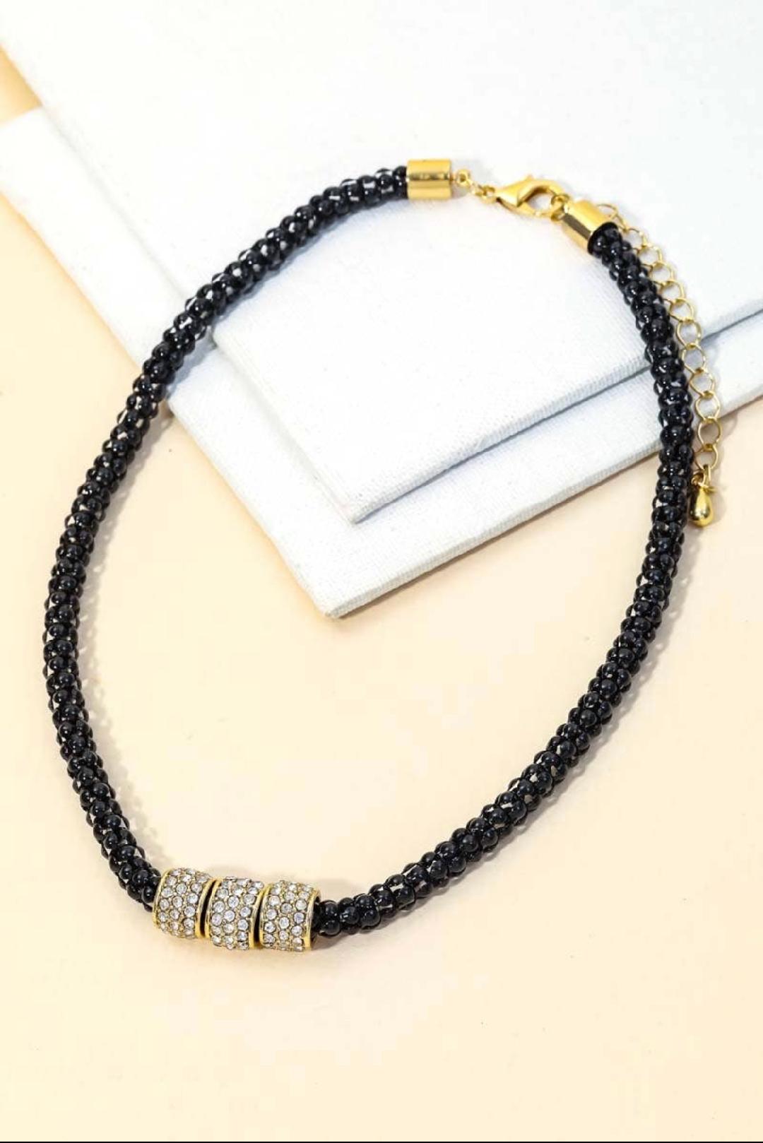TRIPLE CHARM NECKLACE/BLACK